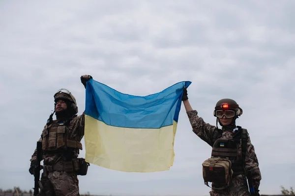 Потрібна допомога військовим з амуніцією і формою