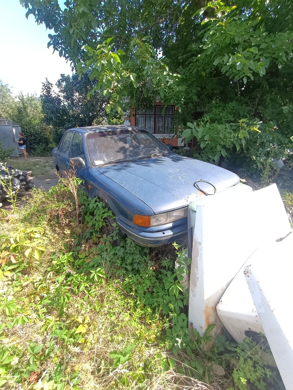 Продам Mitsubishi Галнт цілим або по запчастинам.