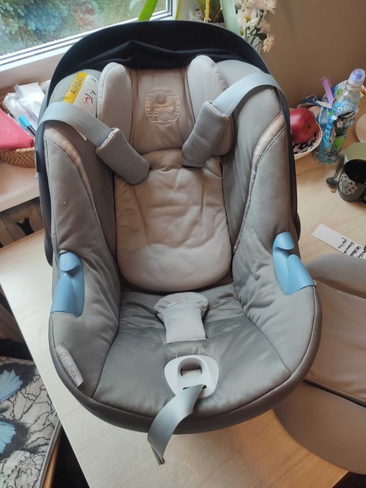 Fotelik samochodowy CYBEX Aton M i-Size