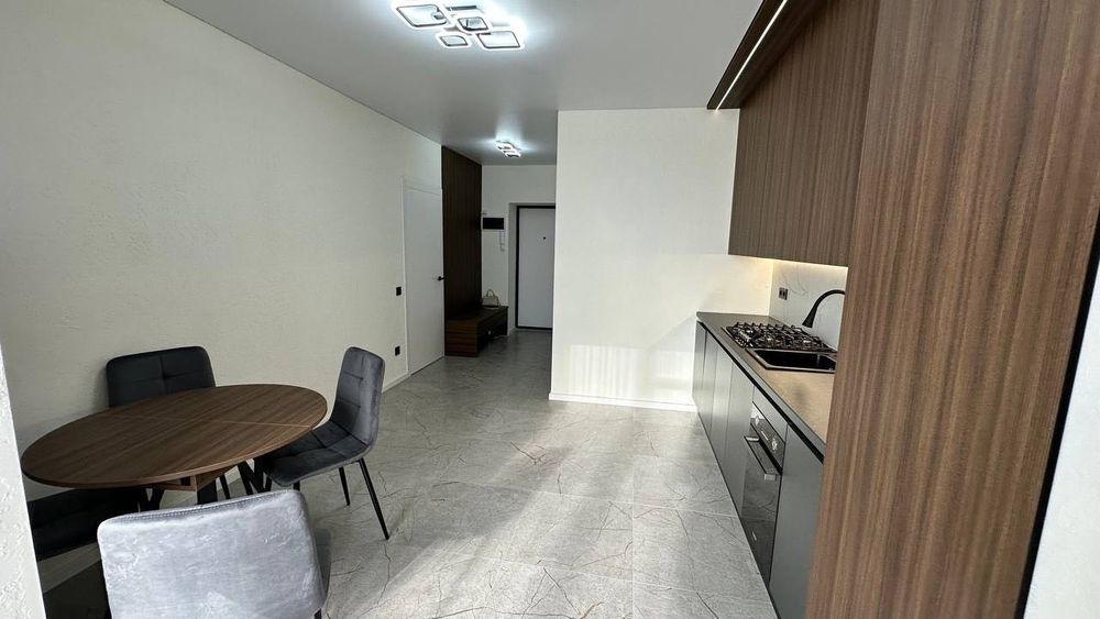 Продаж 1 км квартири в спальному районі міста