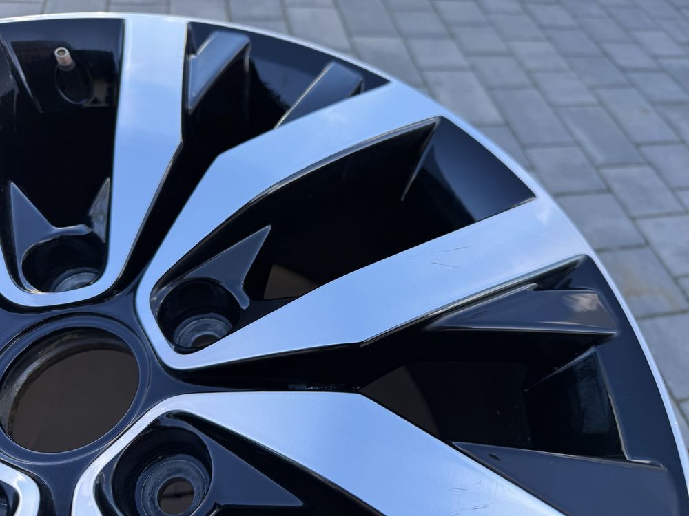 Oryginalna Felga Volkswagen 18" 8J ET50 5X120 7E0 Toluca