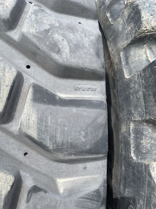 Шини Brigestone 29.5R25