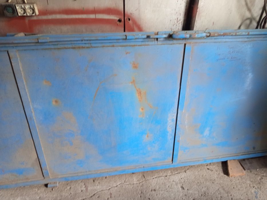 Dzwi garażowe bramy