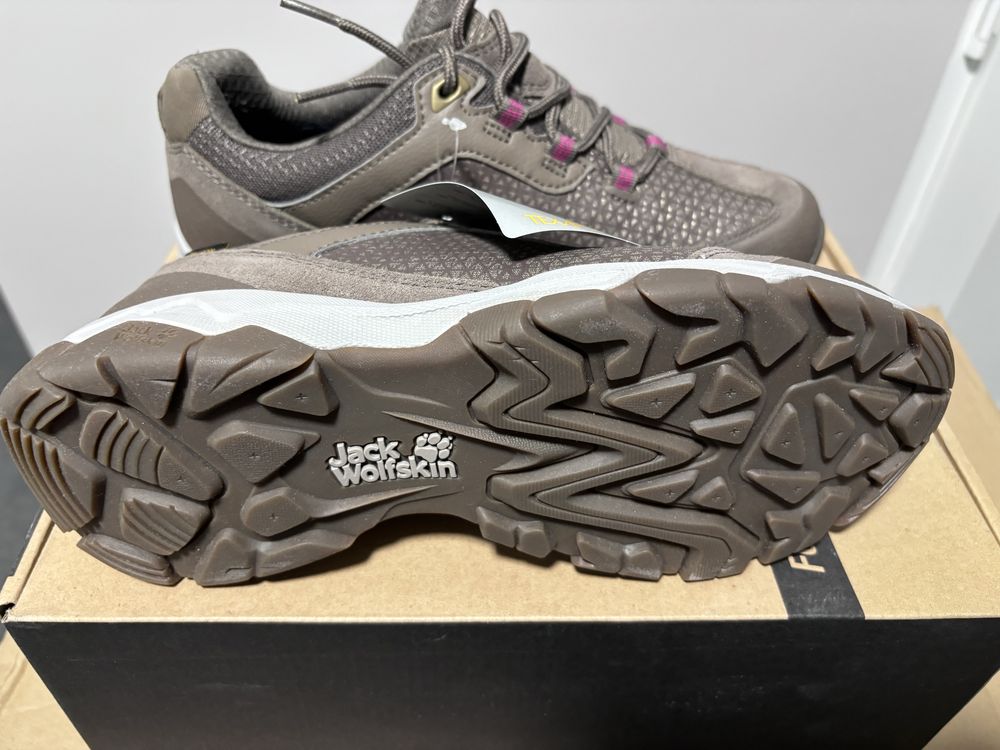 Кросівки жіночі Jack Wolfskin Rock Hunter Texapore Low Women, р. 39