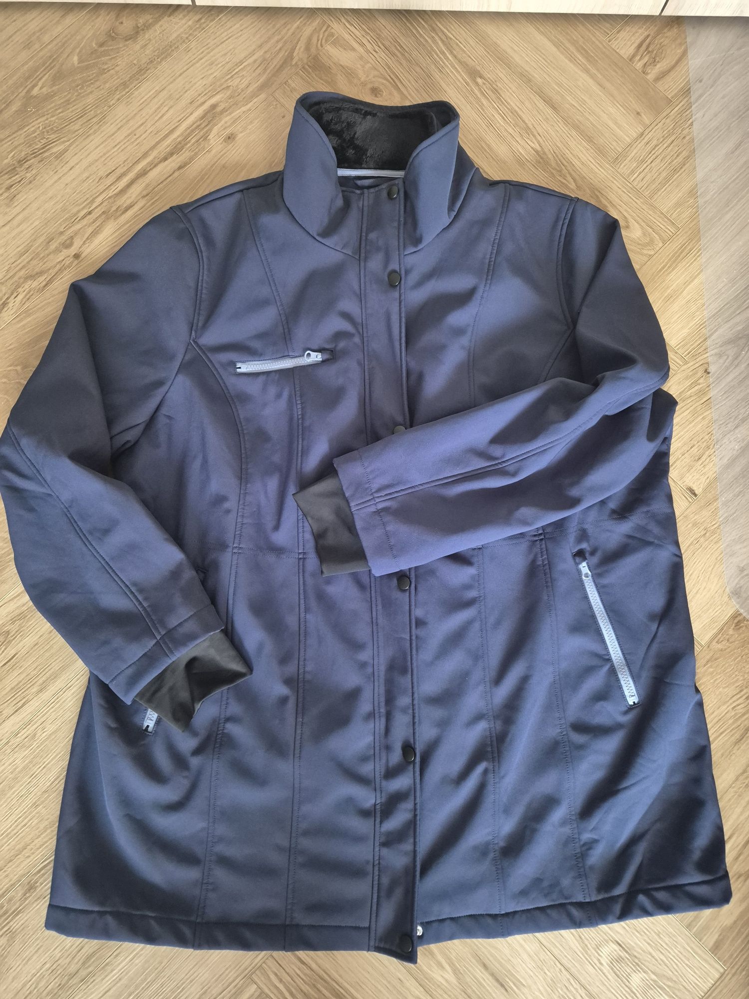 Kurtka Softshell