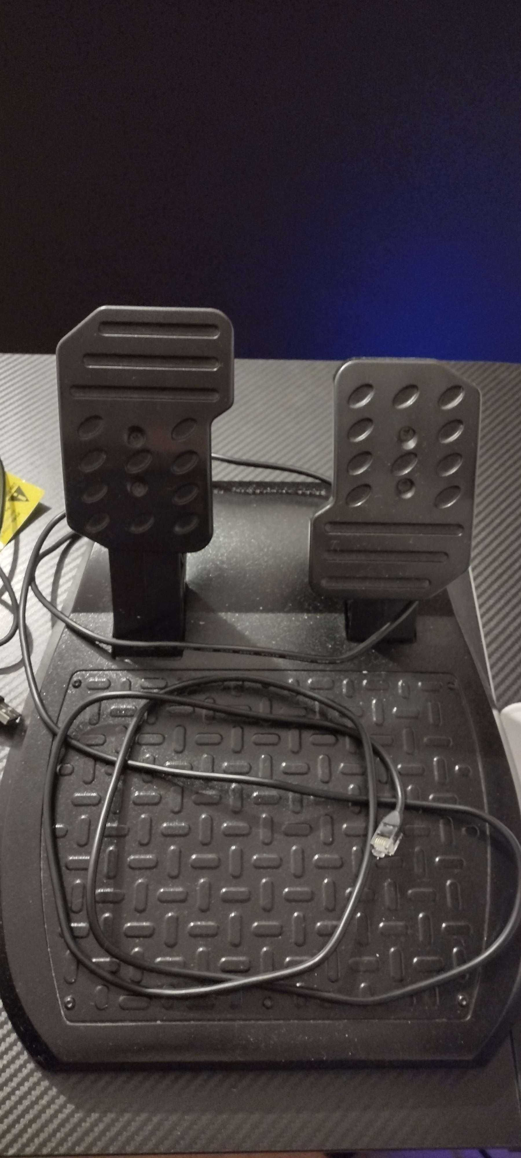 Sprzedam Thrustmaster TMX w Bardzo dobrym stanie