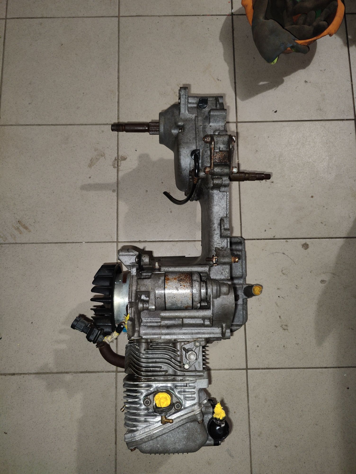 Двигун для скутера Piaggio
