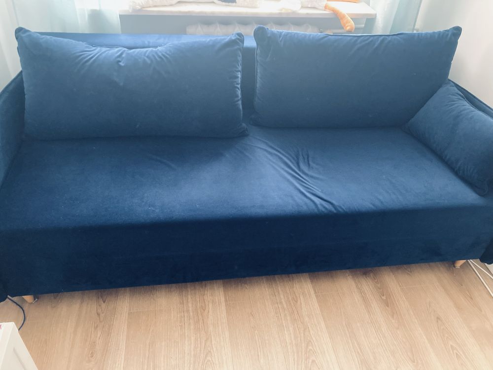 Sofa granatowa rozkladana