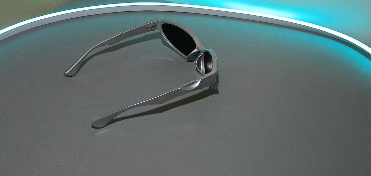 Nowe srebrne futurystyczne okulary przeciwsłoneczne y2k