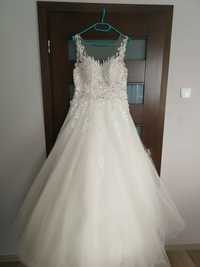 Piękna Sukienka ślubna