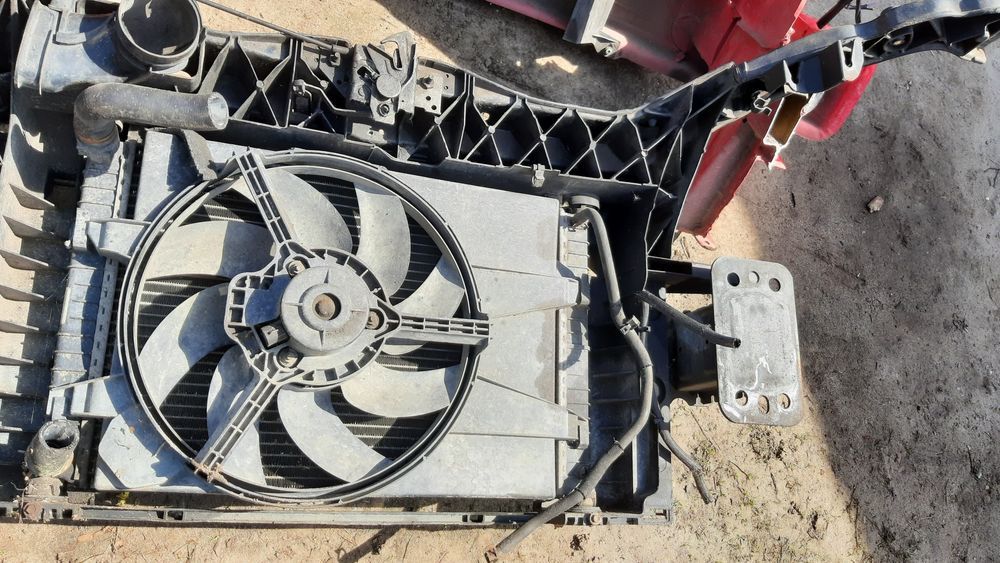 Ford Fiesta mk6 Fusion 1.4 tdci kompletny pas przedni