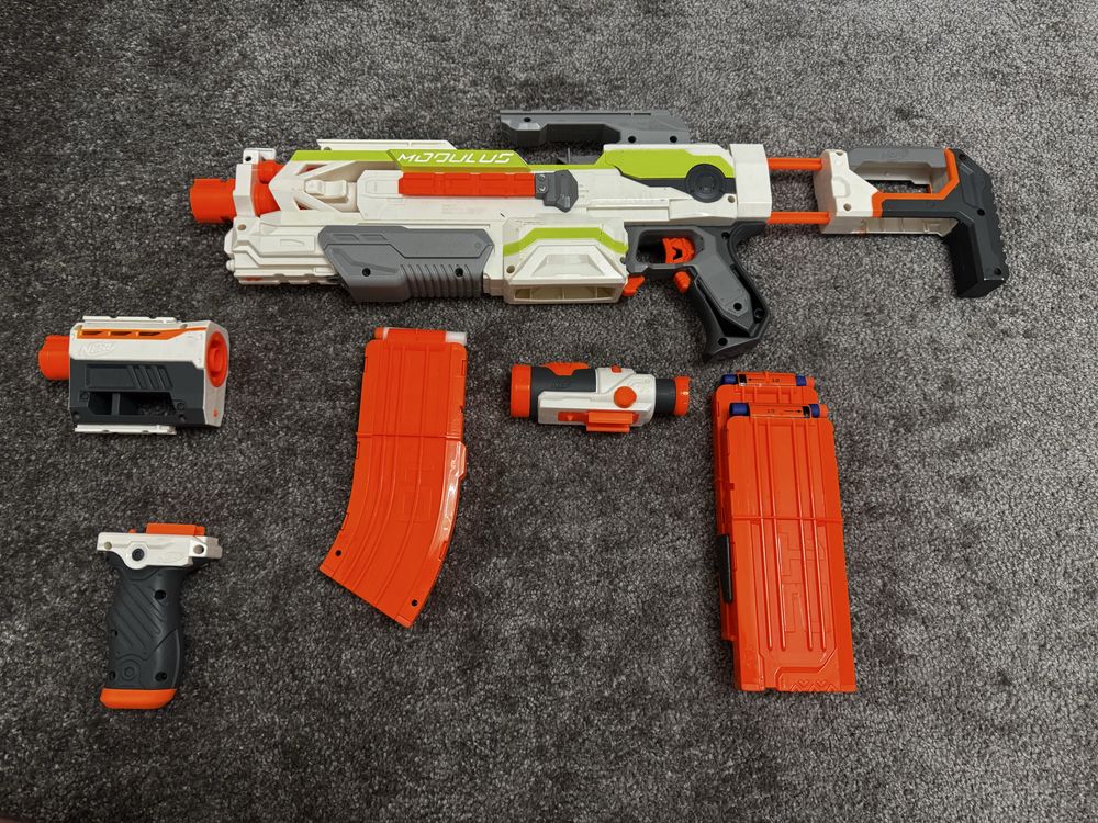 Nerf N-strike Modulus ECS-10 + dodatki