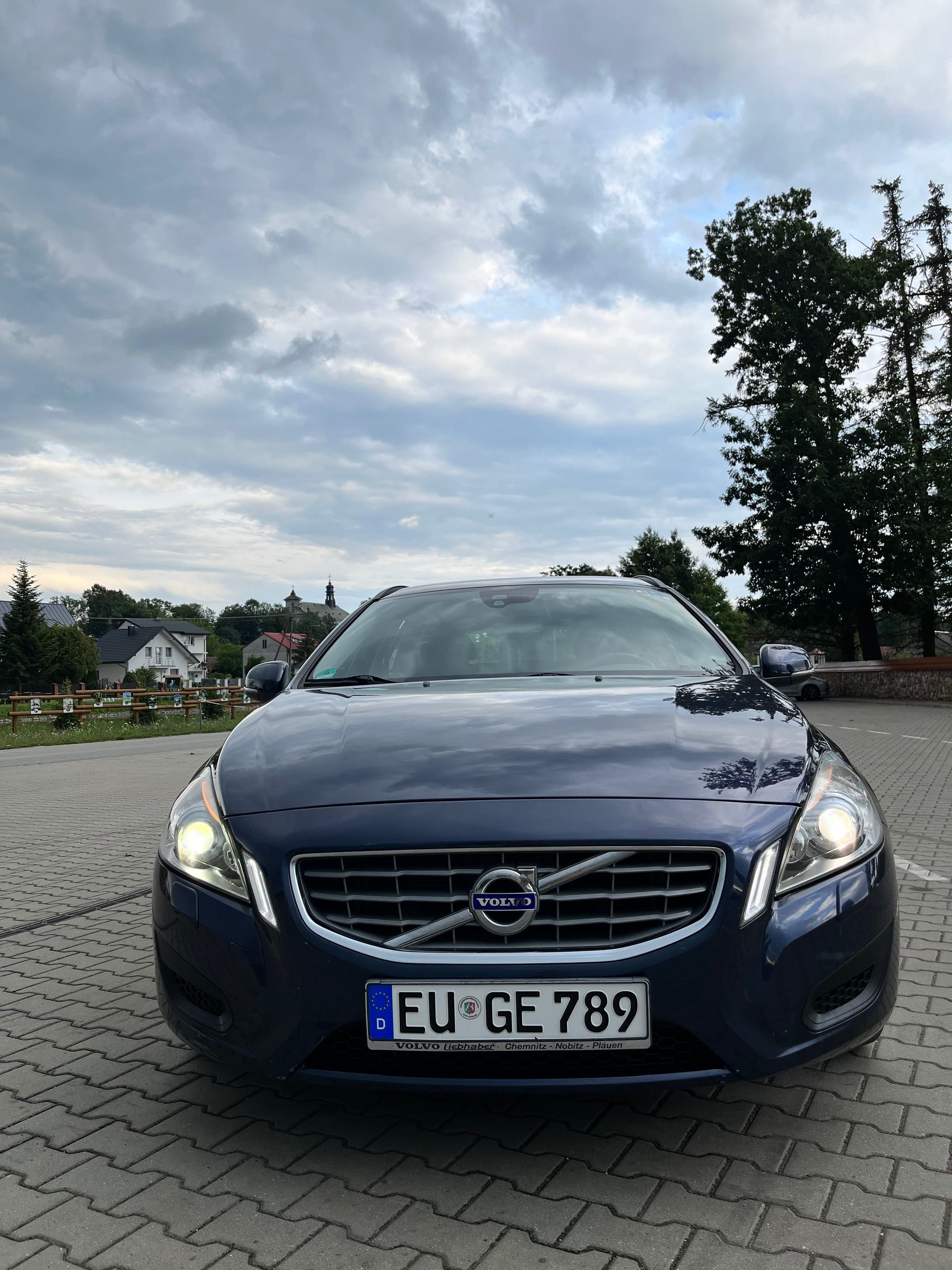 Volvo V60 2.4 diesel 4x4 napęd