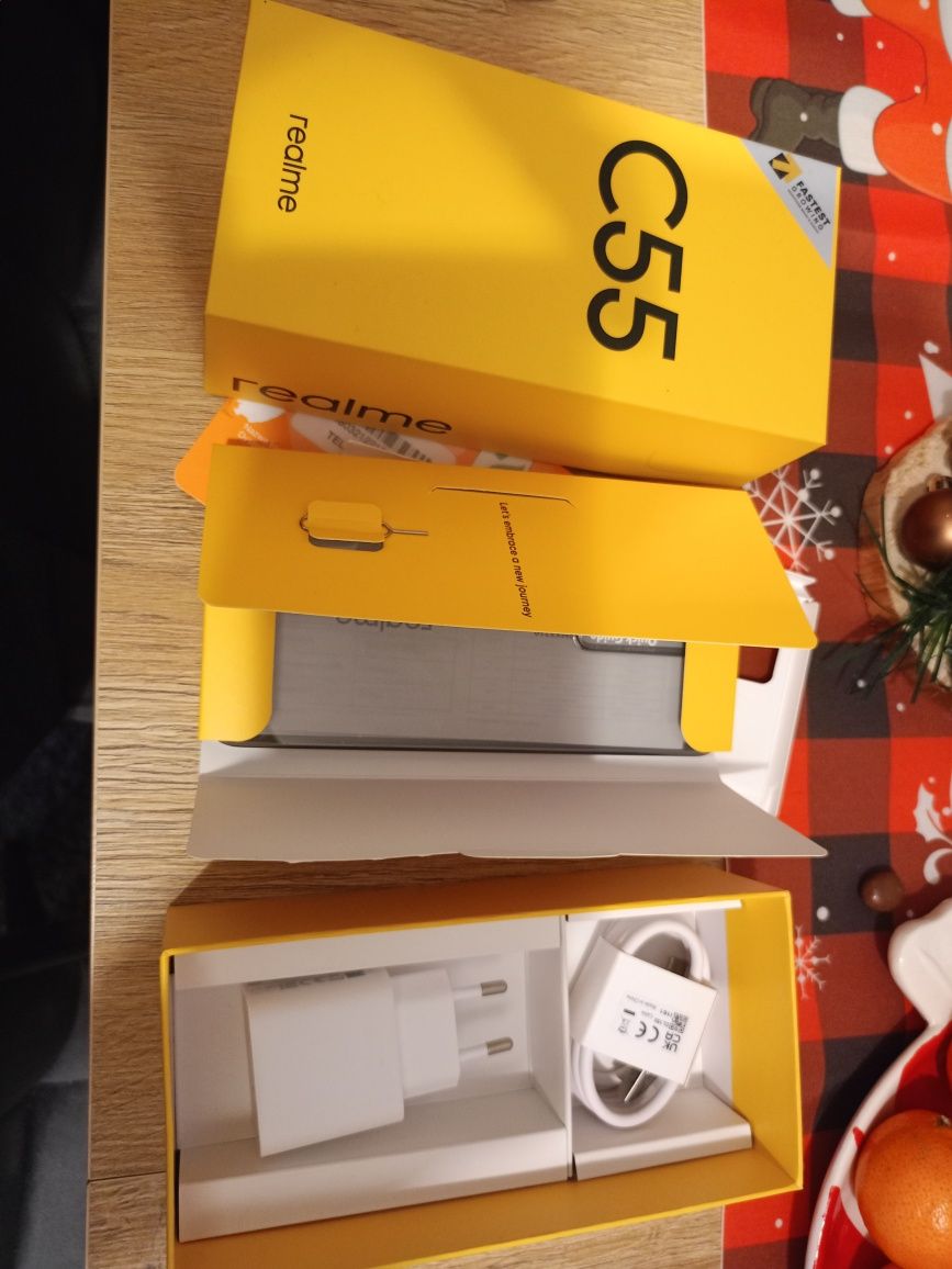 Realme c55 prawie nowy