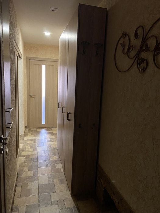 Продам 2-кімнату квартиру на Степана Бандери