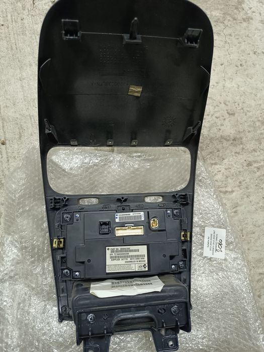 Рідна магнітола на Додж Джорні 2.4 2018 року