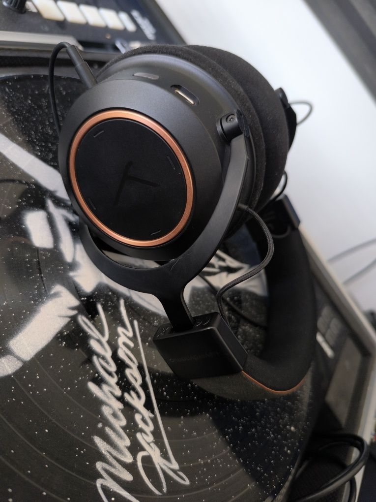 Beyerdynamic Amiron Wireless Copper