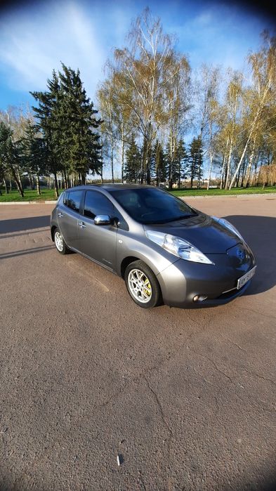 Nissan leaf 24kvt 2013