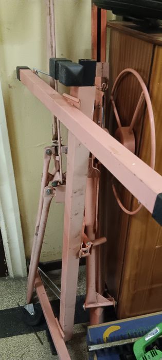 Podnosnik do montażu płyt gipsowych