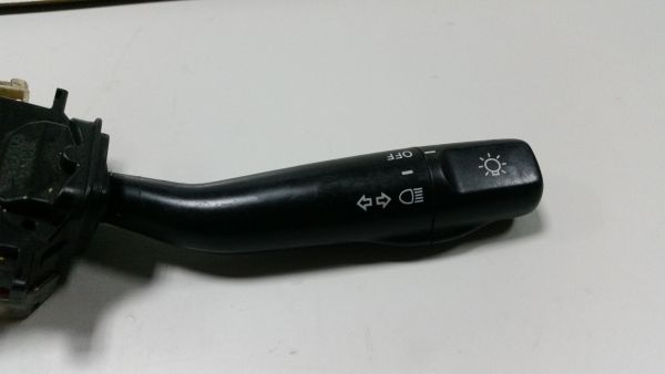 Manípulo pisca-pisca TOYOTA Corolla Hatchback (_E12_)