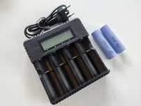 ŁADOWARKA LCD Li Ion 18650 3,7V 4,2V 3A MOCNA + 2 X Samsung 2200 mAh