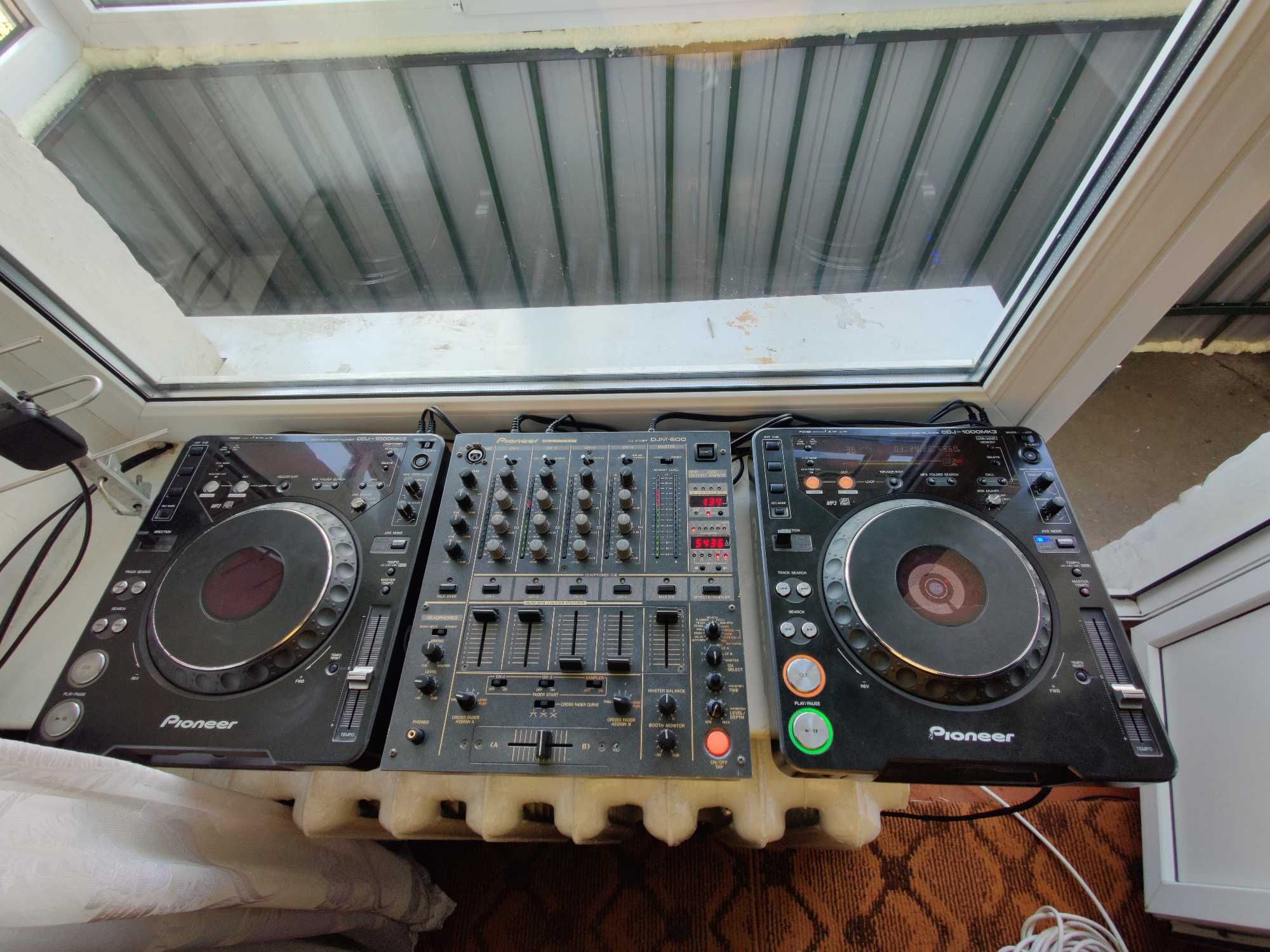 Pioneer CDJ 1000MK3 + DJM 600