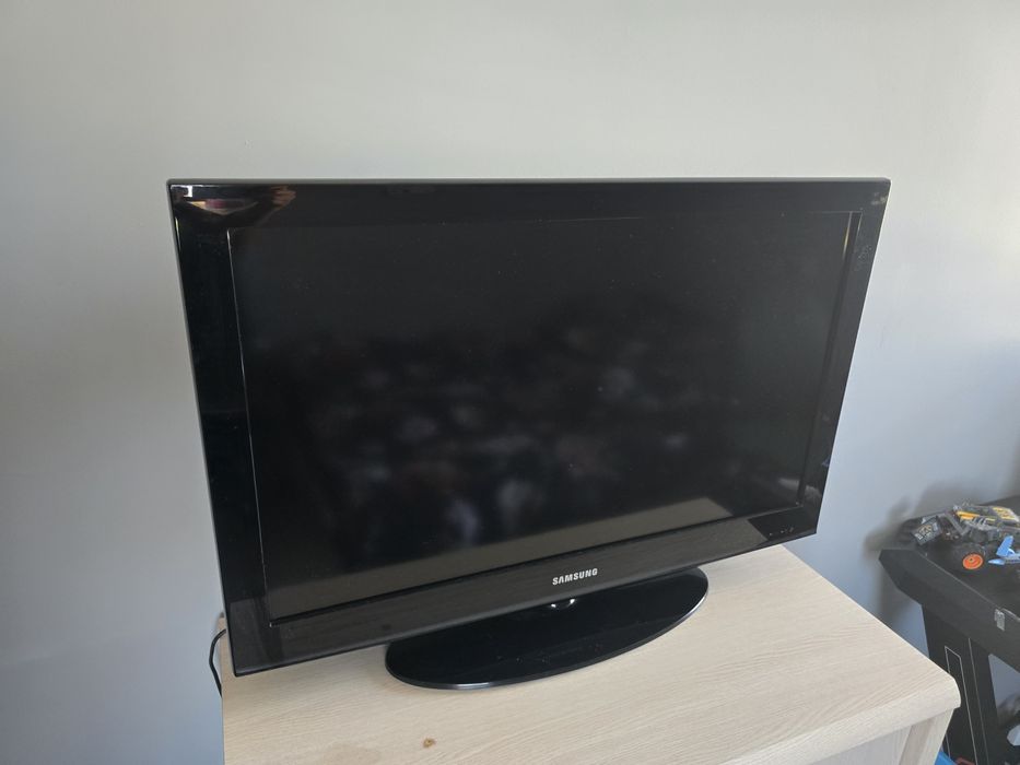 TV Samsung le32e420e2w
