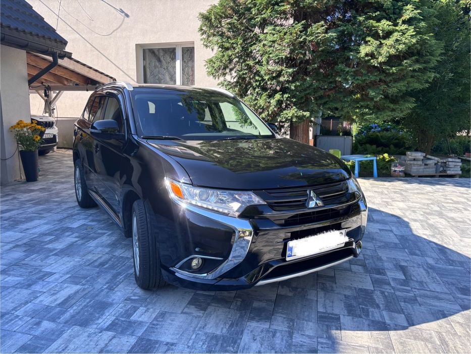 Mitsubishi Outlander Mitsubishi outlander PHEV 4x4 hybryda plug-in 2018
