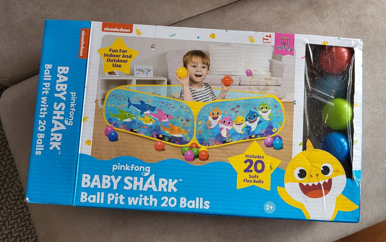 Basen suchy z  miękkimi kulkami składany Baby Shark Nickelodeon