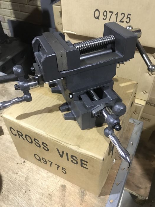 Тиски слесарные поворотные 100,125,150,200 мм. ТВ, НГФ,