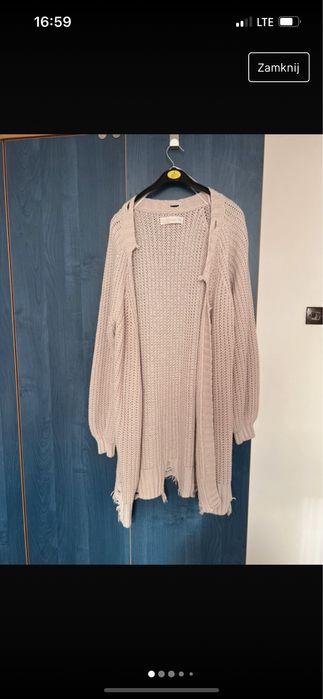 Gruby, ciepły kremowy pleciowy sweter kardigan