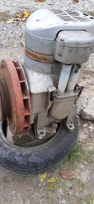 Продам новый компрессор у43102