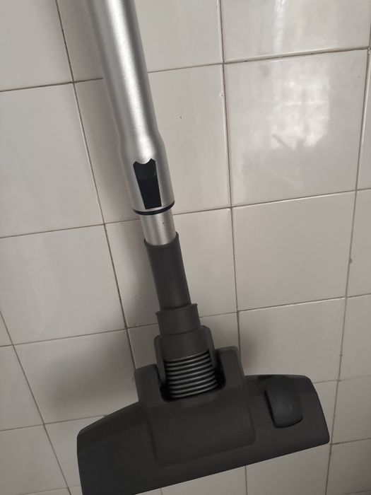 Vendo aspirador de pé