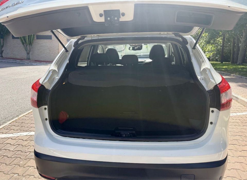 Nissan Qashqai 1.5 dCi N-Connecta