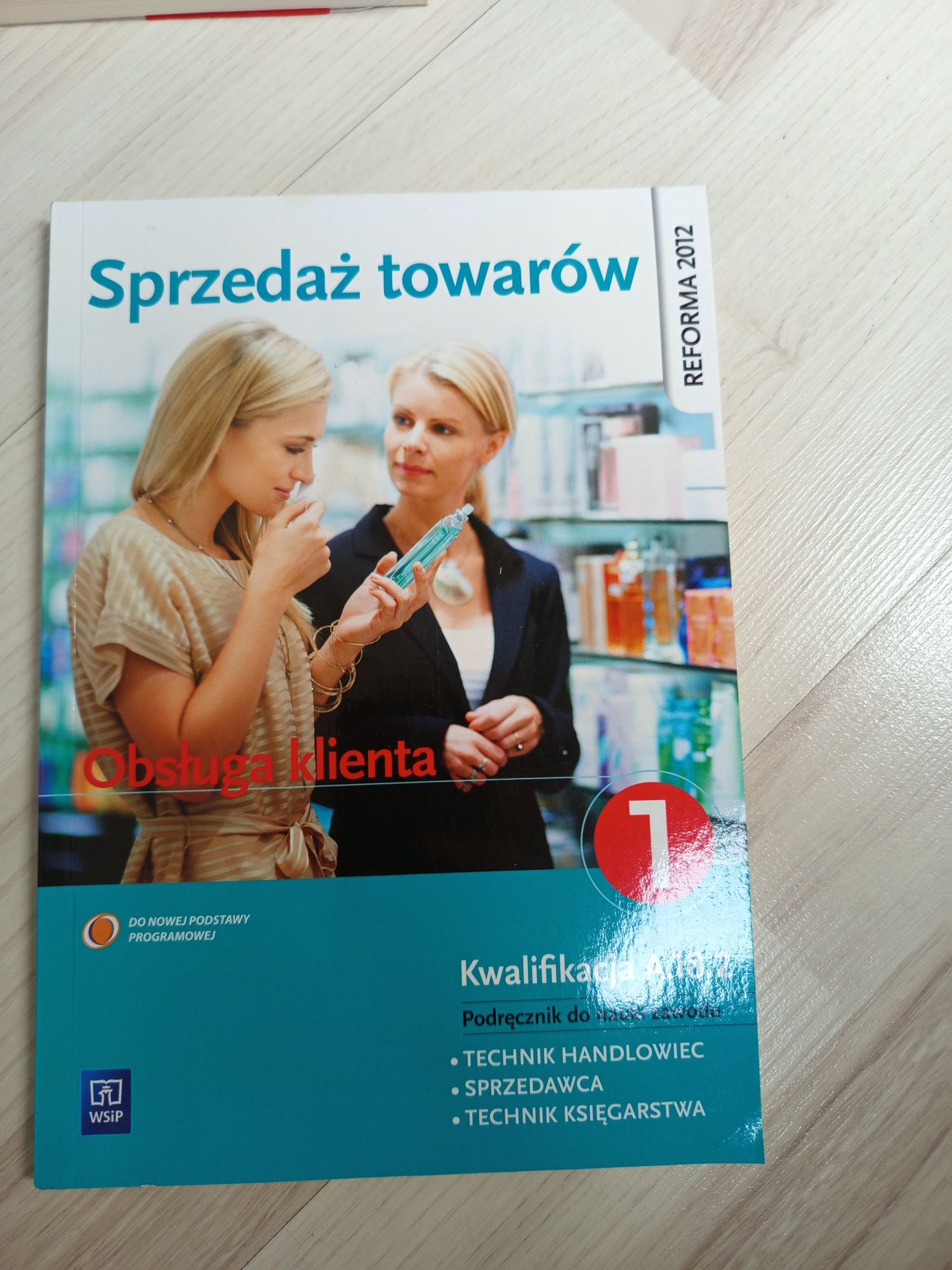 Podręcznik Sprzedaż Towarów 1
