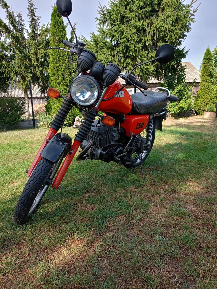 Motocykl Mz etz 151 z roku 1990
