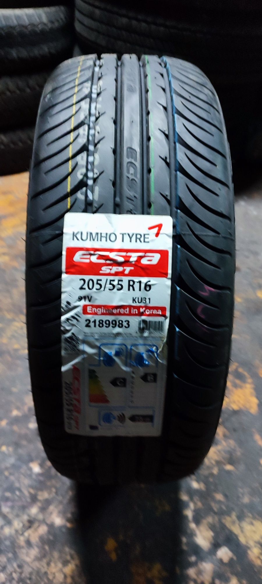 205/55R16 Kumho Ecsta SPT KU31 1 szt nowa