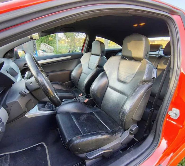 Opel Astra h GTC fotele skora Recaro podgrzewane