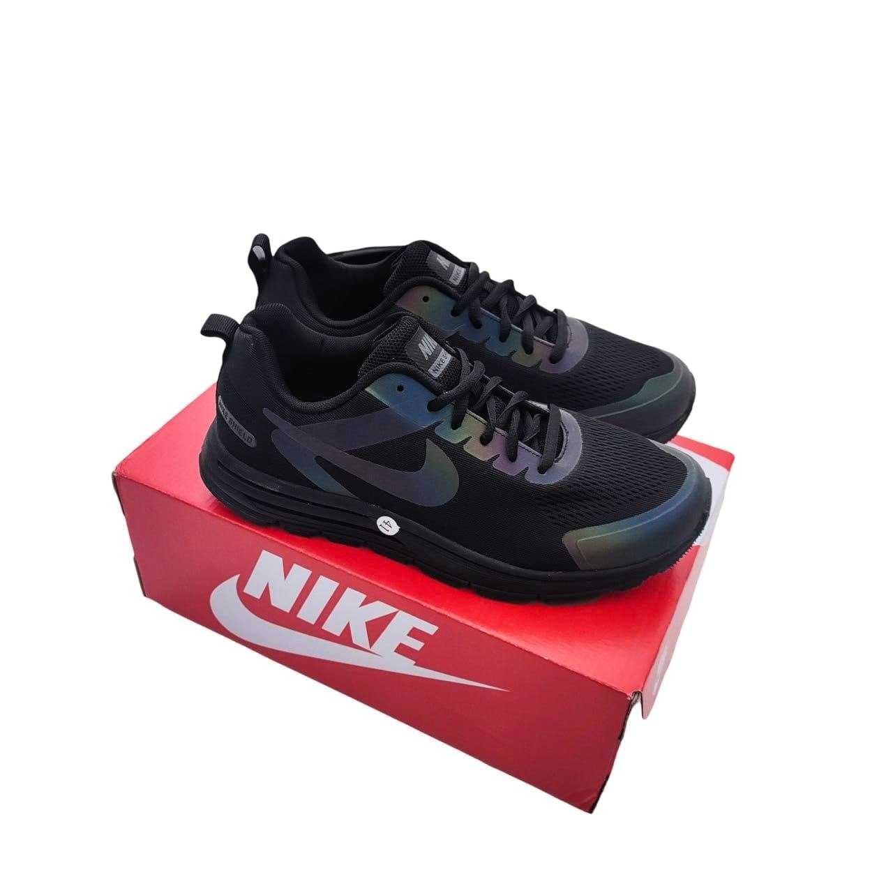 Чоловічі кросівки Nike Zoom Shield чорні (хамелеон)