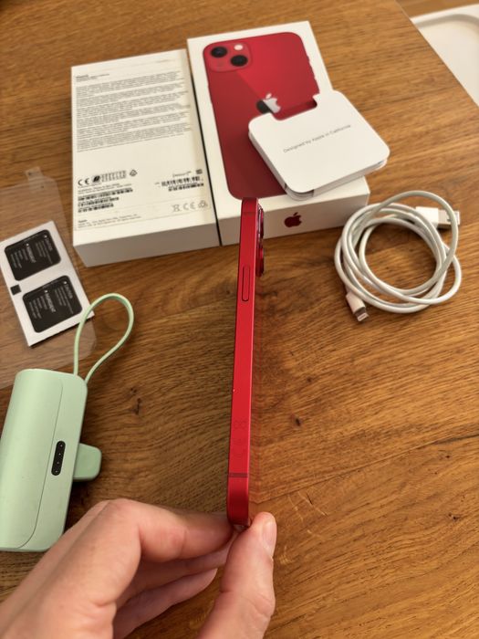 iPhone 13 256gb red