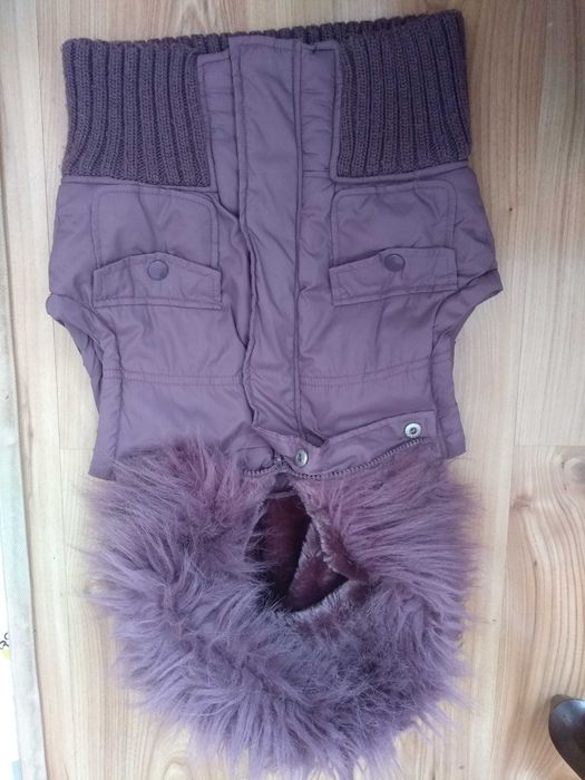 Śliwkowa kamizelka/bezrękawnik z kapturem 116 Girl2Girl