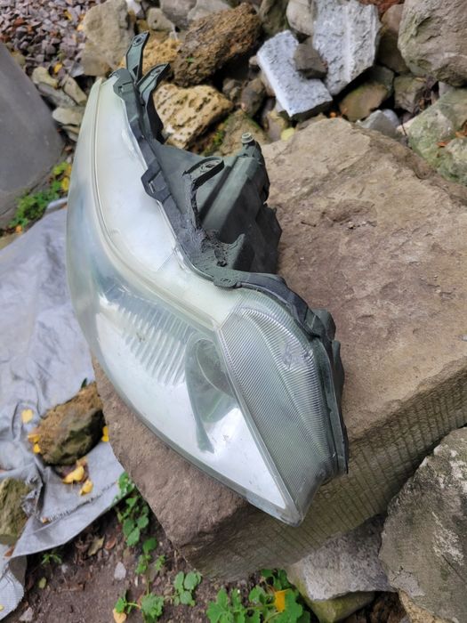 Фара права Suzuki SX4 2008, оригінал