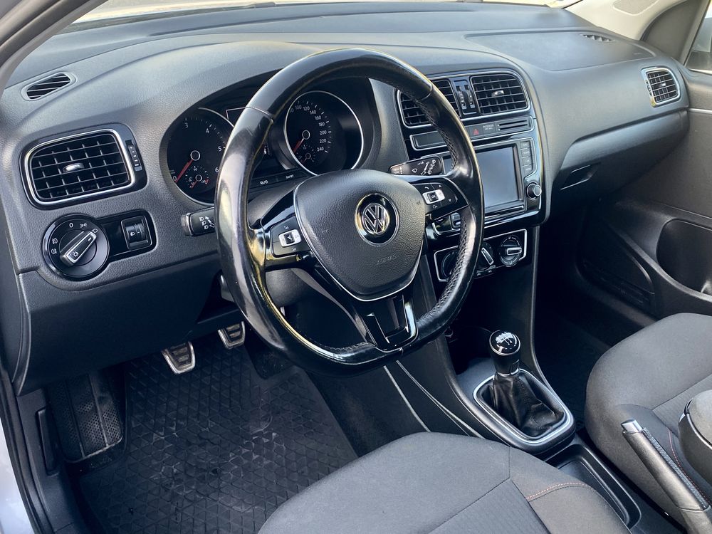 VW Polo 1.4 TDI Connect Edition 90cv