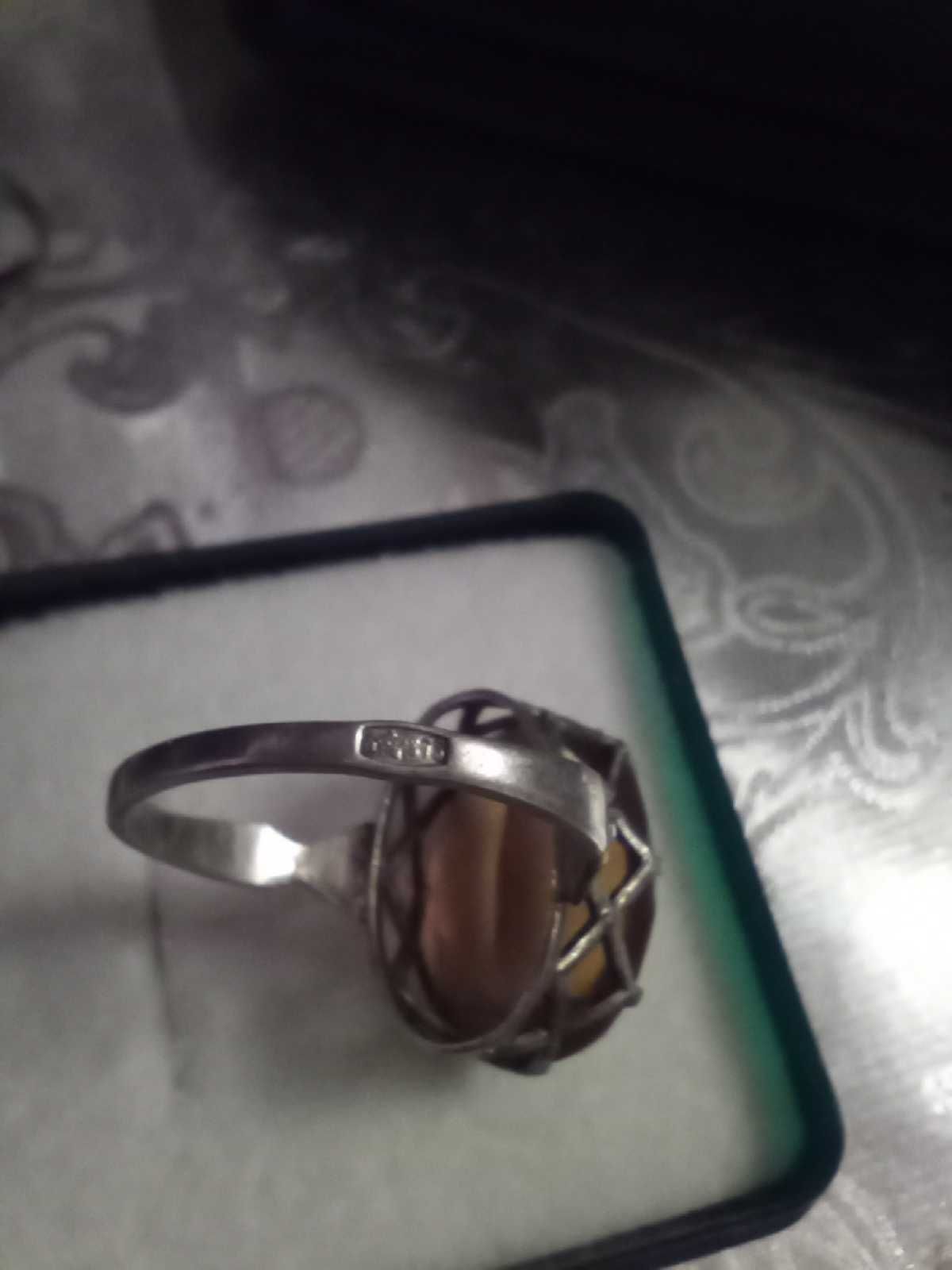 Кольцо серебряное 875 с шикарным топазом