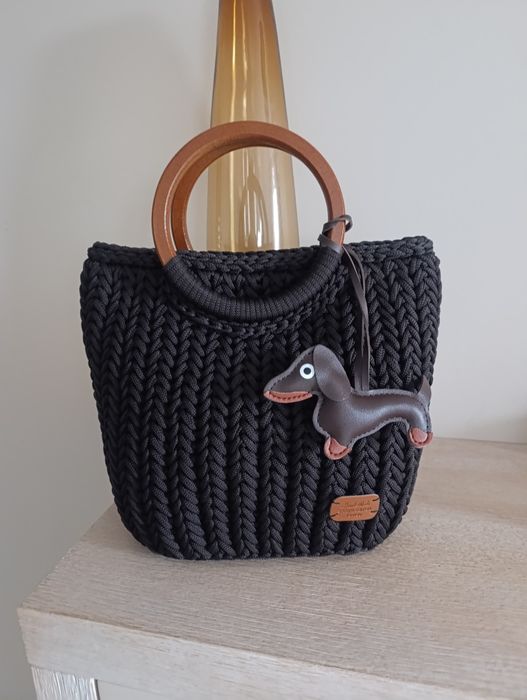 Torebka ręcznie robiona na szydełku