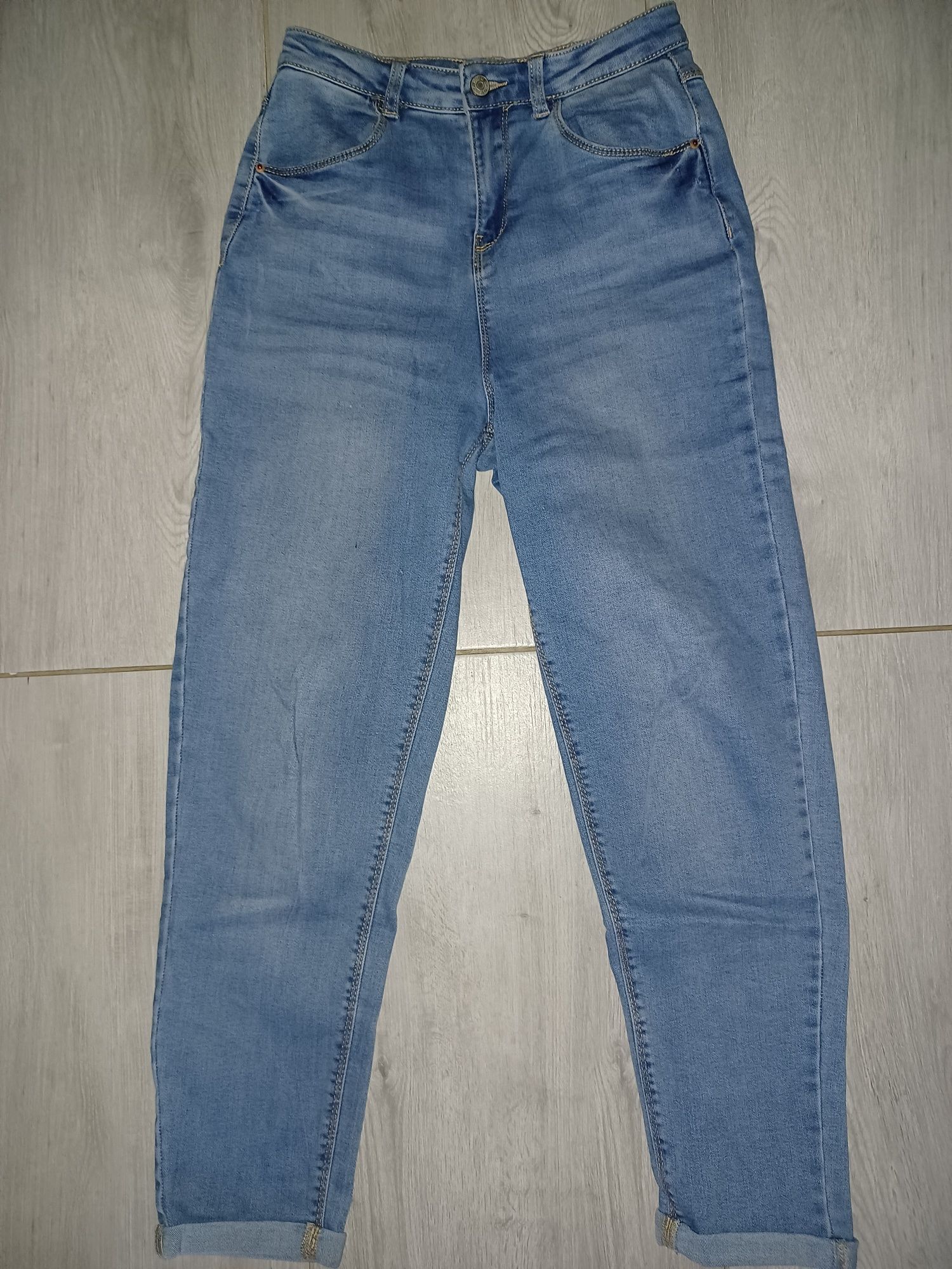 Spodnie Slim jeans