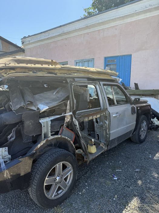 Продам дизельный jeep patriot 2008 года на разборку