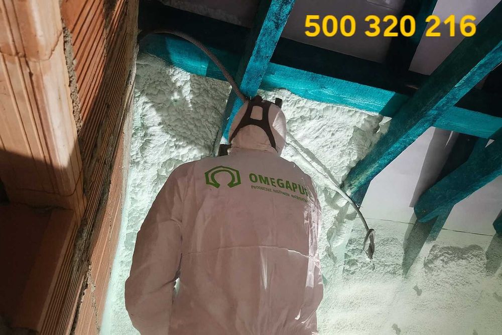 Ocieplanie pianą PUR, izolacje natryskowe, poddasza, pianowanie pianka