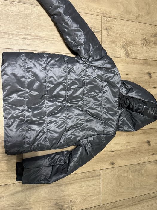Куртки зимова CalvinKlein Jeans , розмір М 10-12 років , на флісе