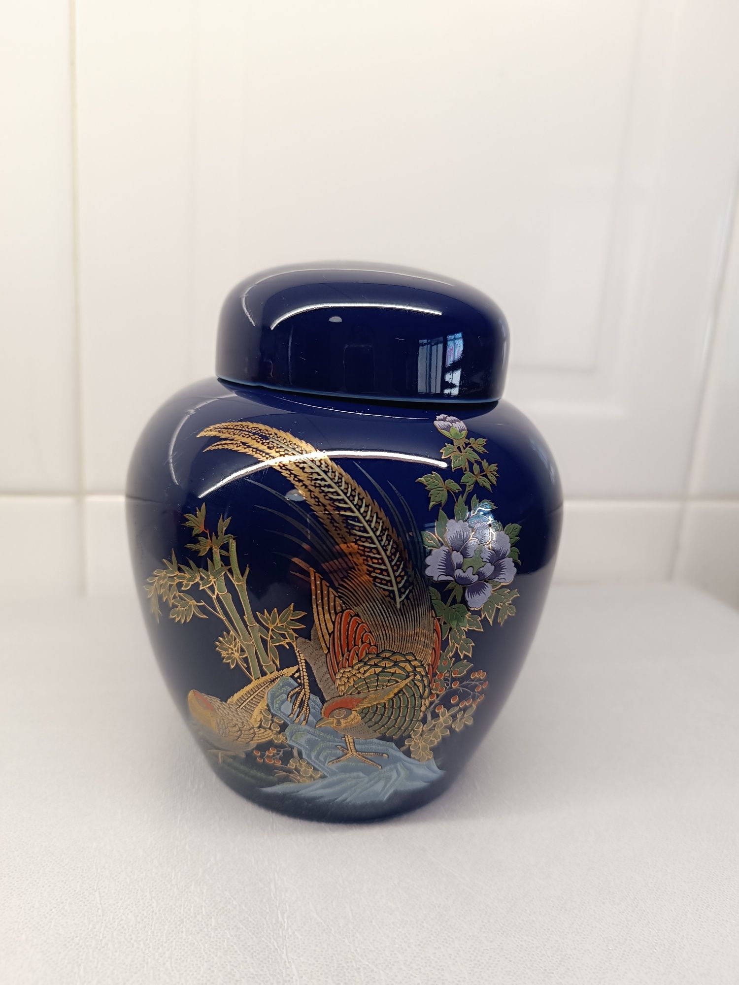 Pote Porcelana Antigo. Azul Marinho com pássaros. Novo